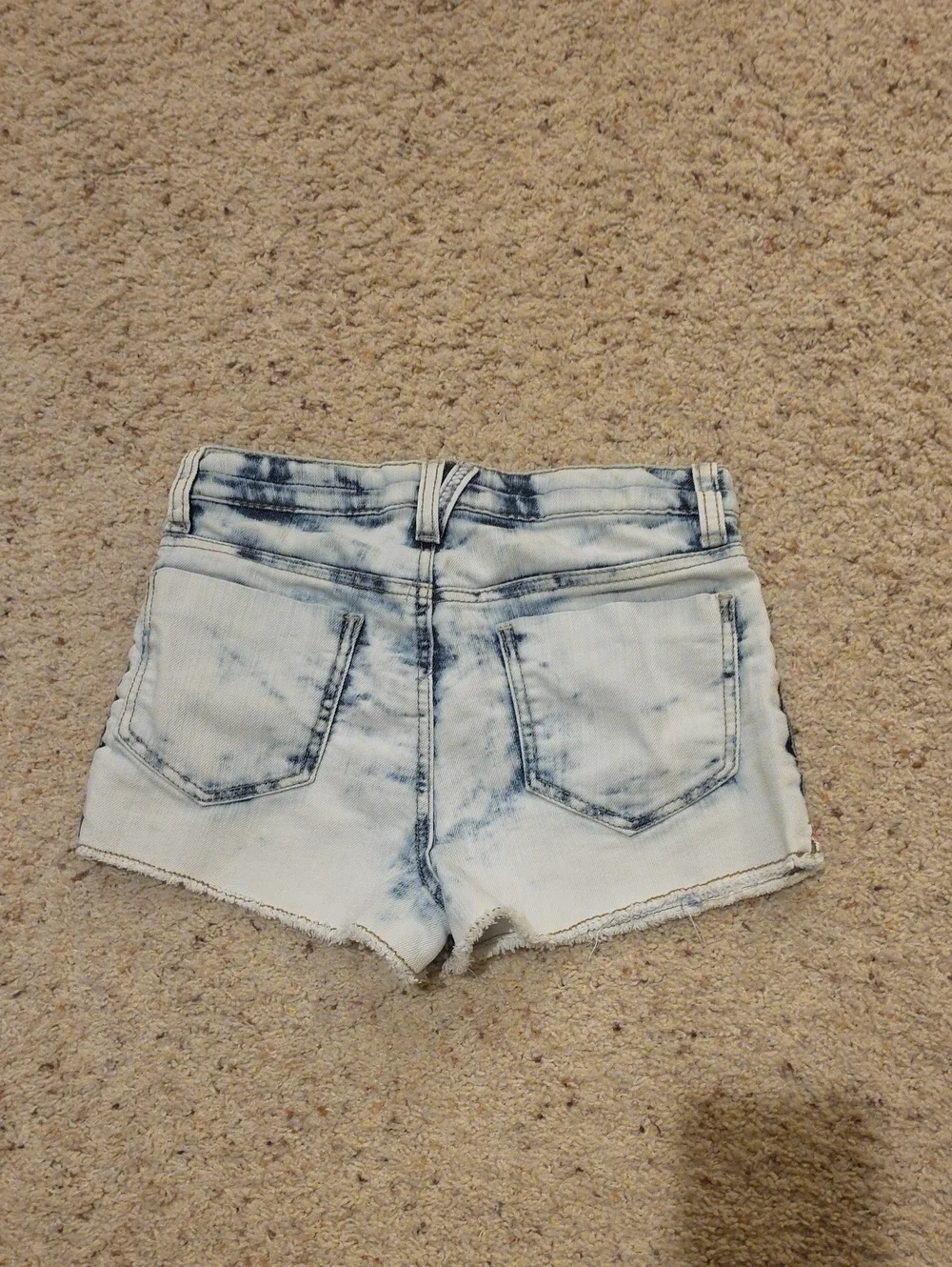 Mossimo Supply Co. High-Rise Acid Wash Denim Shorts in Red, White And Blue